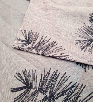 Pine Cone Table Runner